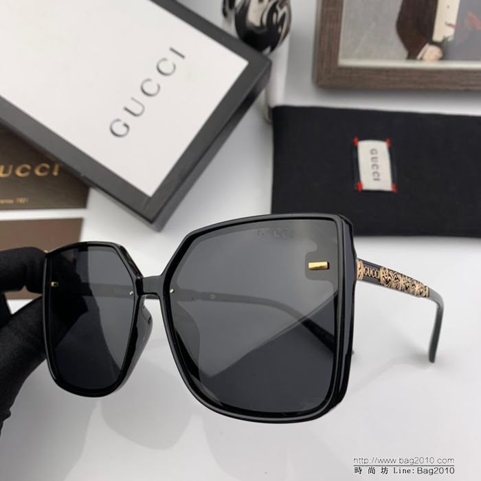 GUCCI古馳 2019新款 網紅同款 寶麗來樹脂偏光鏡片 女款太陽鏡 時尚百搭 2958  lly1655